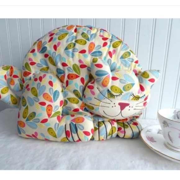 Ulster Weavers-Ireland Other - Ulster Weavers~Cat Tea Cozy